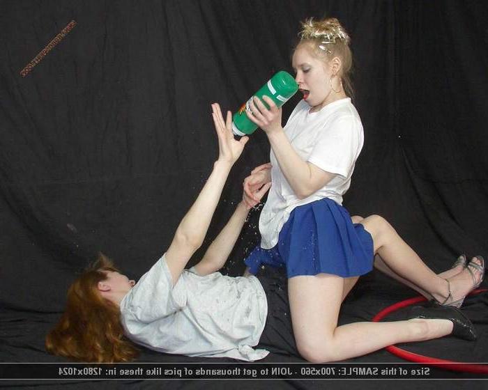 12P Bitchfight turns into wet t-shirt catfight