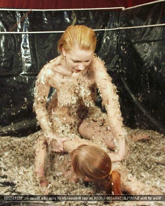 12P Beautiful nakes girls covered in feathers