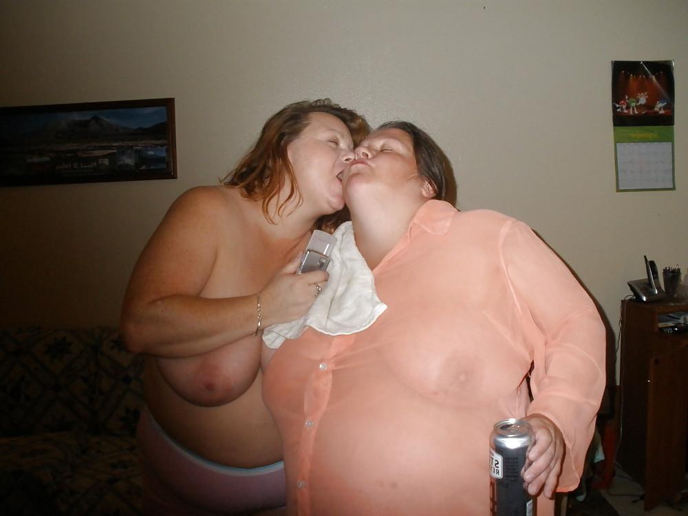 18P Fatty Wife and Friends LOL