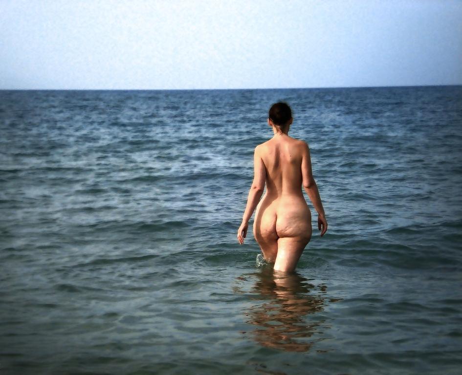 25P Massive Fleshy Buttocks 16