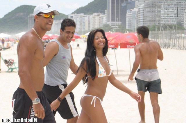 12P Hot ass south american babe takes two cocks in the mouth