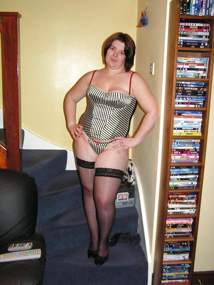 25P Smoking Hot Women 50yo+