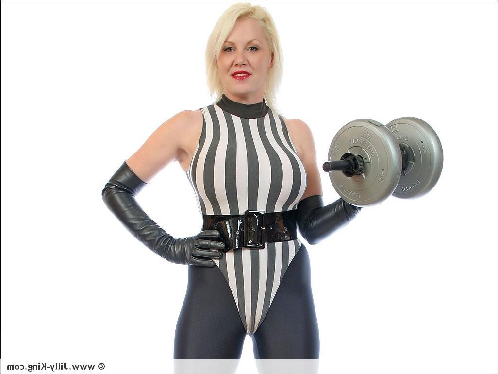 15P Spandex and leather milf jilly king fetish workout