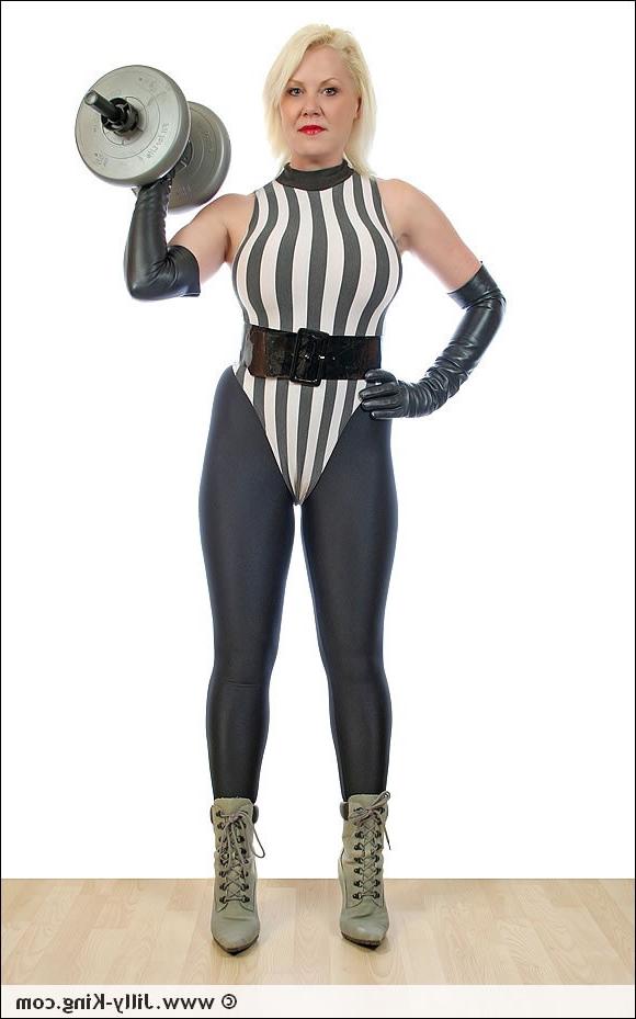 15P Spandex and leather milf jilly king fetish workout