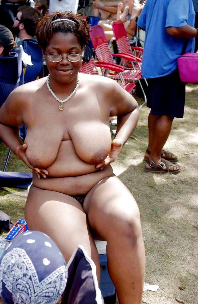 20P Busty women 96 (Saggy tits special)