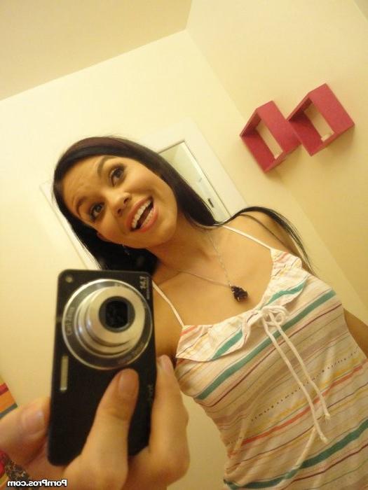 12P Latina Slut Caught Fucking 