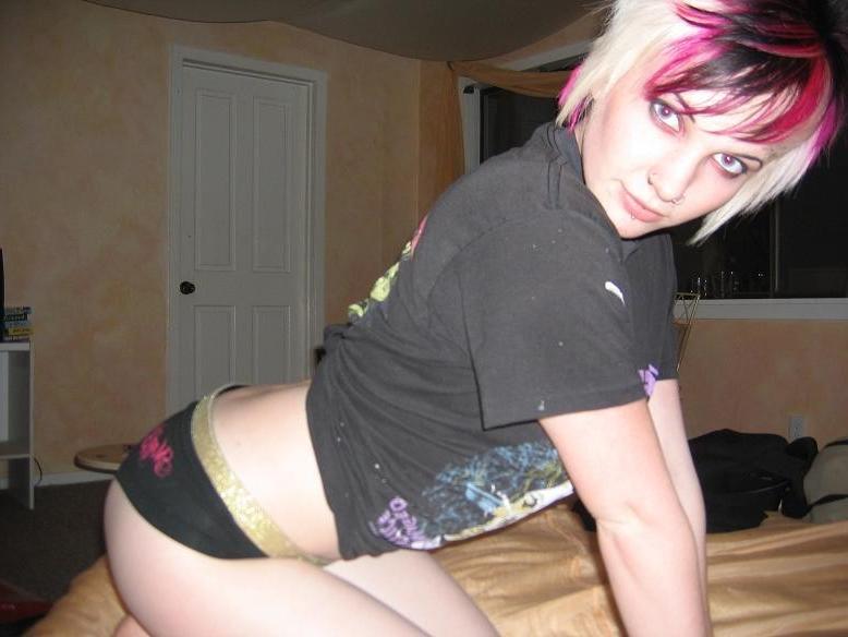 15P Amateur emo girlfriends