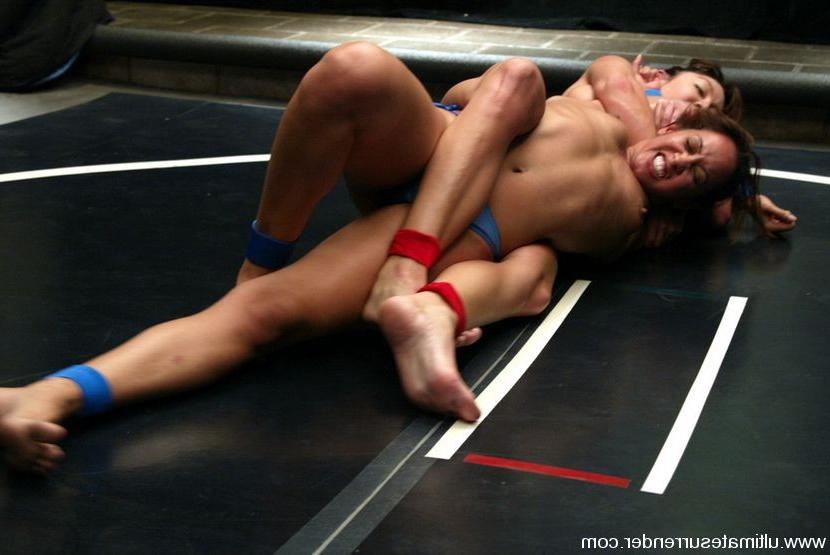 15P This is Isiss first match. Say hi to the US champion Janay.