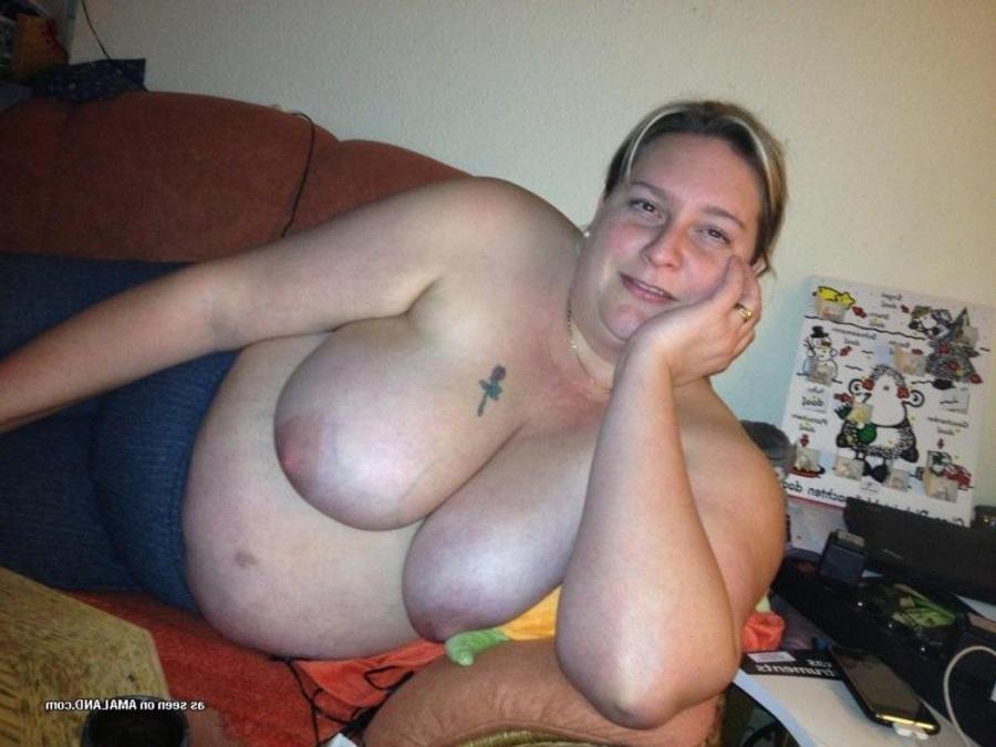 10P Amateur plumper displaying her big fat tits at home