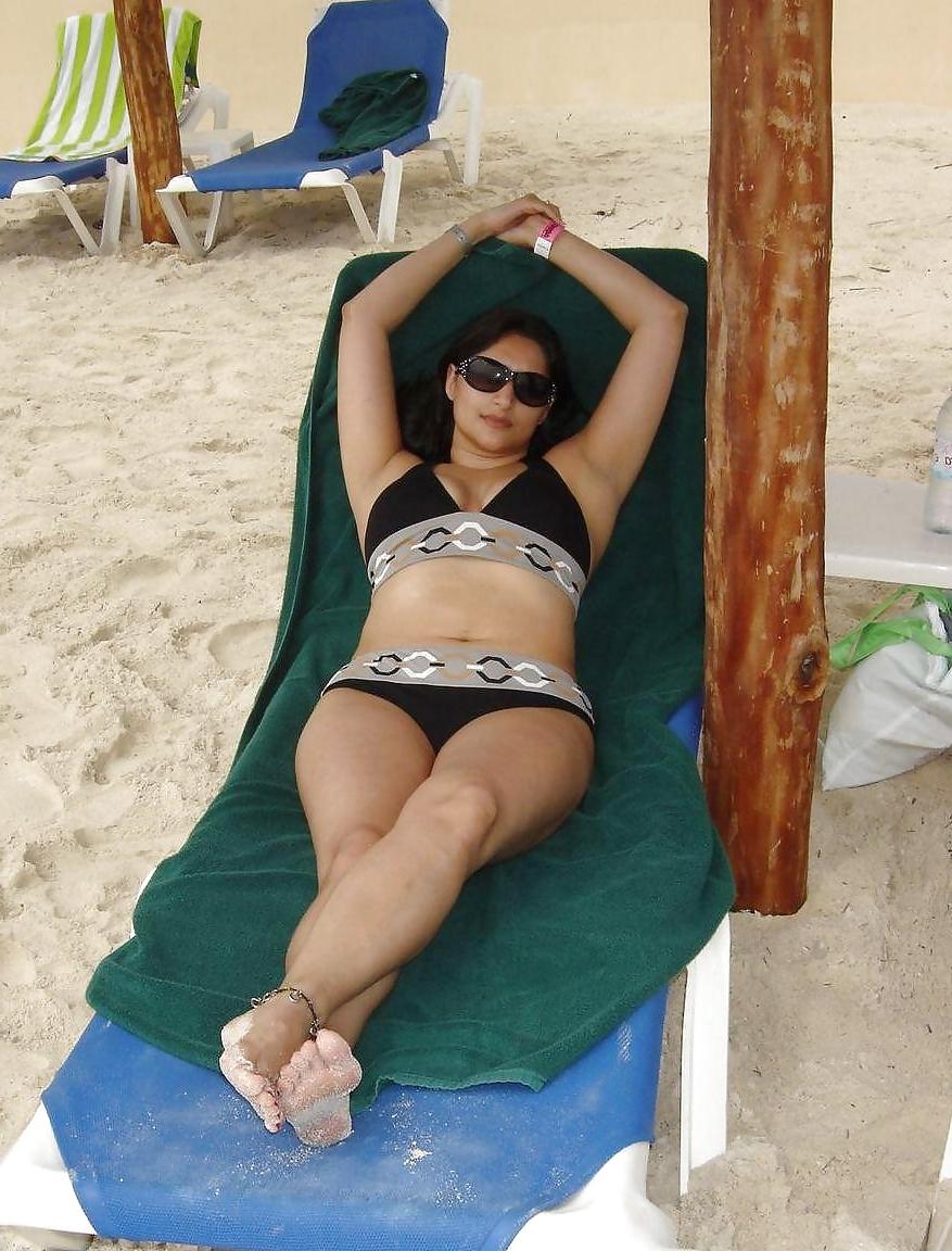 25P Sexy Indian chicks . 4 - coolbudy