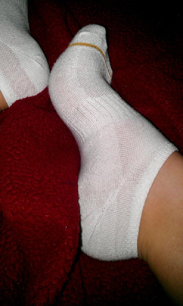 25P EMILY'S STINKY WHITE ANKLE SOCKS