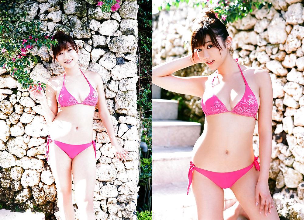 25P Japanese Bikini Babes-Mikie Hara (3)