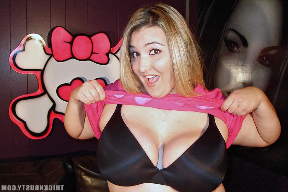 16P Plump blonde with huge tits plays with a vibrator