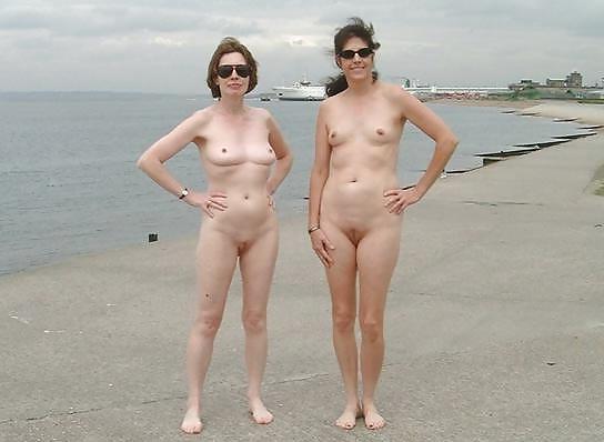 19P Mature Lover 168... Which One You Like ??... Foxy Small Tits