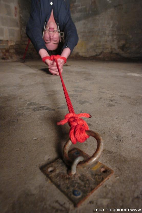15P Mistress Annie Cruz machine fucks slave boy