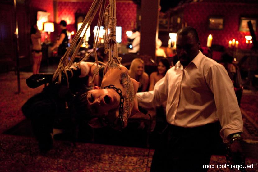 15P The Upper Floor enjoys romance on its own terms, defiling slave girls with bouqu