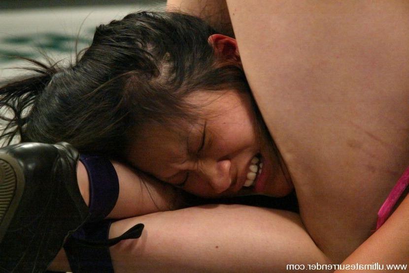 15P Female sexual wrestling