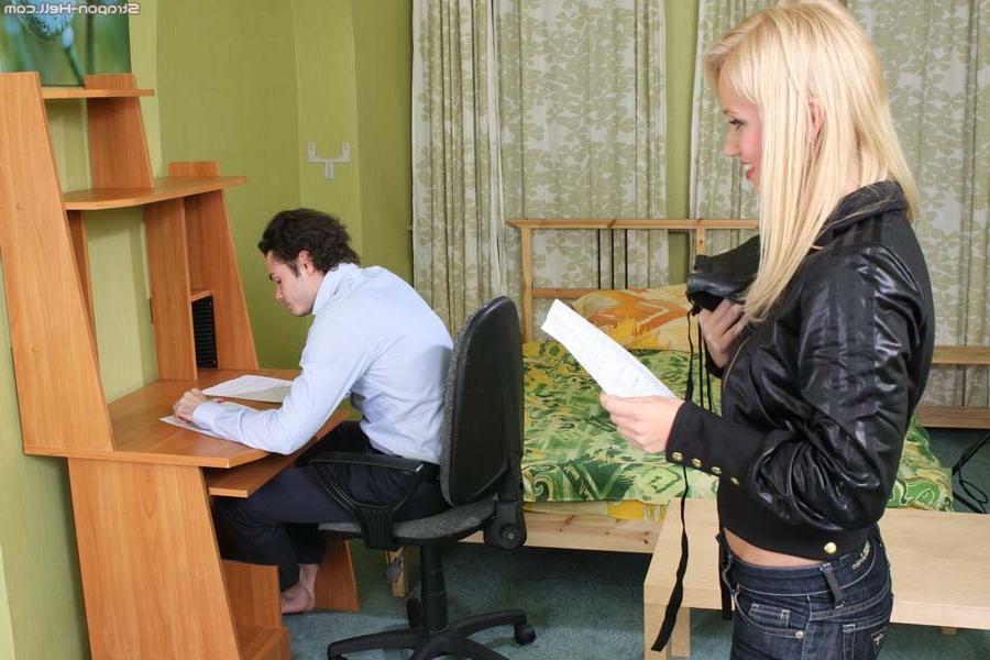9P Gorgeous blonde slut turning her inattentive employee into the obedient slave