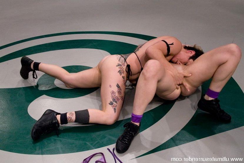 15P Female sexual wrestling