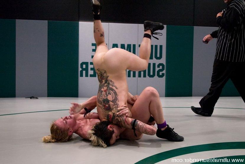 15P Female sexual wrestling