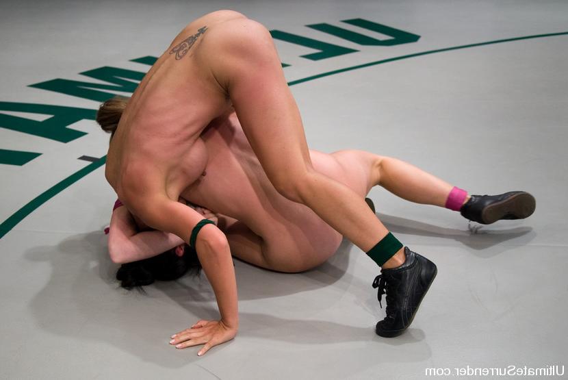 15P Female sexual wrestling