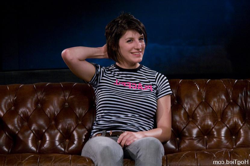 15P Any time, any where, any hole... Any's Amateur Casting Couch
