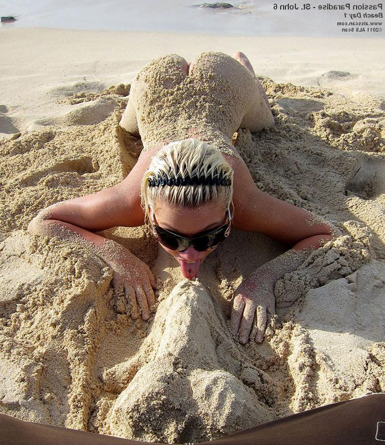 15P Passion Paradise Babes Crazy on Public Beach 