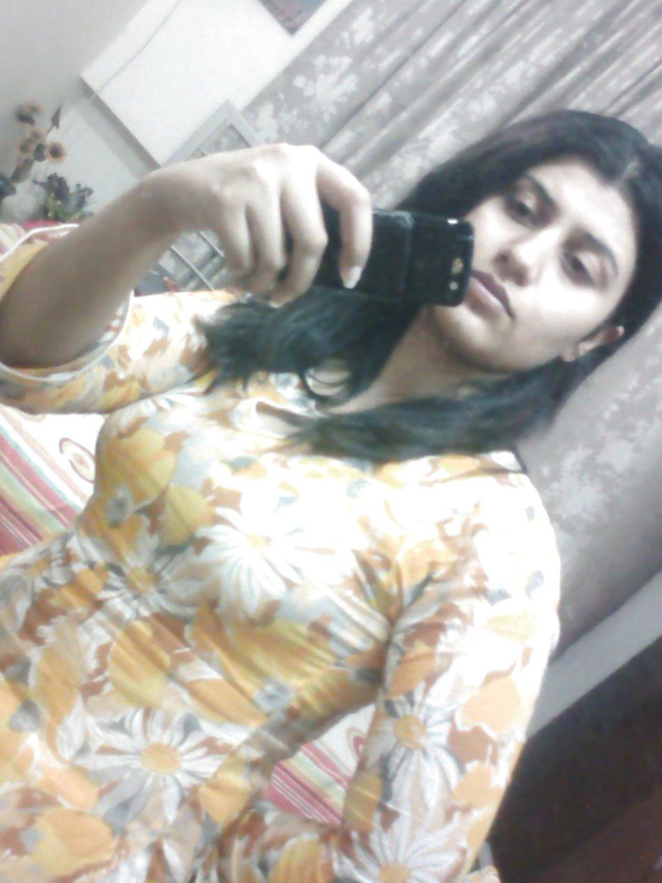 25P Indian sex hungry  Kalyani Pandse - coolbudy