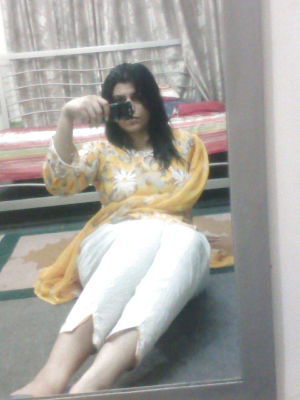 25P Indian sex hungry  Kalyani Pandse - coolbudy