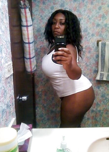 23P Thicky Thick Camera Phone Chicks