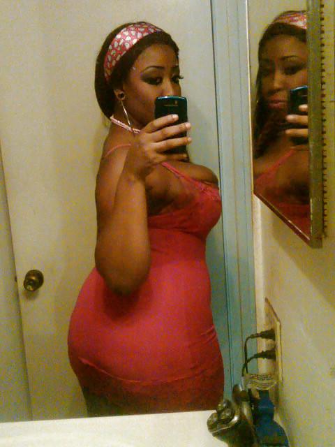 23P Thicky Thick Camera Phone Chicks