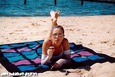 16P teen smoking at the beach