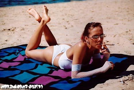 16P teen smoking at the beach
