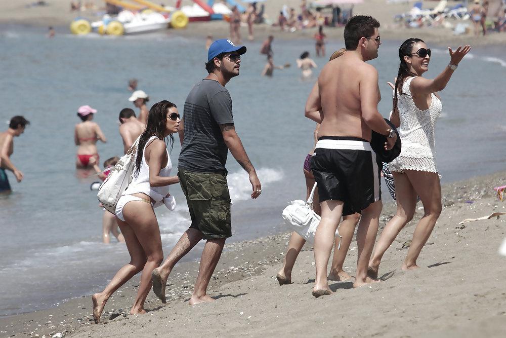 25P Eva Longoria holidaying kn BIKINI in Spain