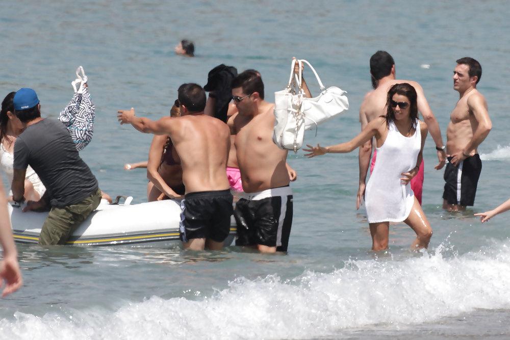 25P Eva Longoria holidaying kn BIKINI in Spain