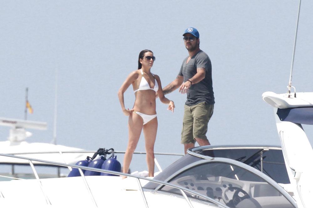 25P Eva Longoria holidaying kn BIKINI in Spain