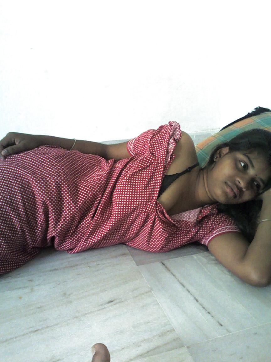 16P INDIAN NUDES 128