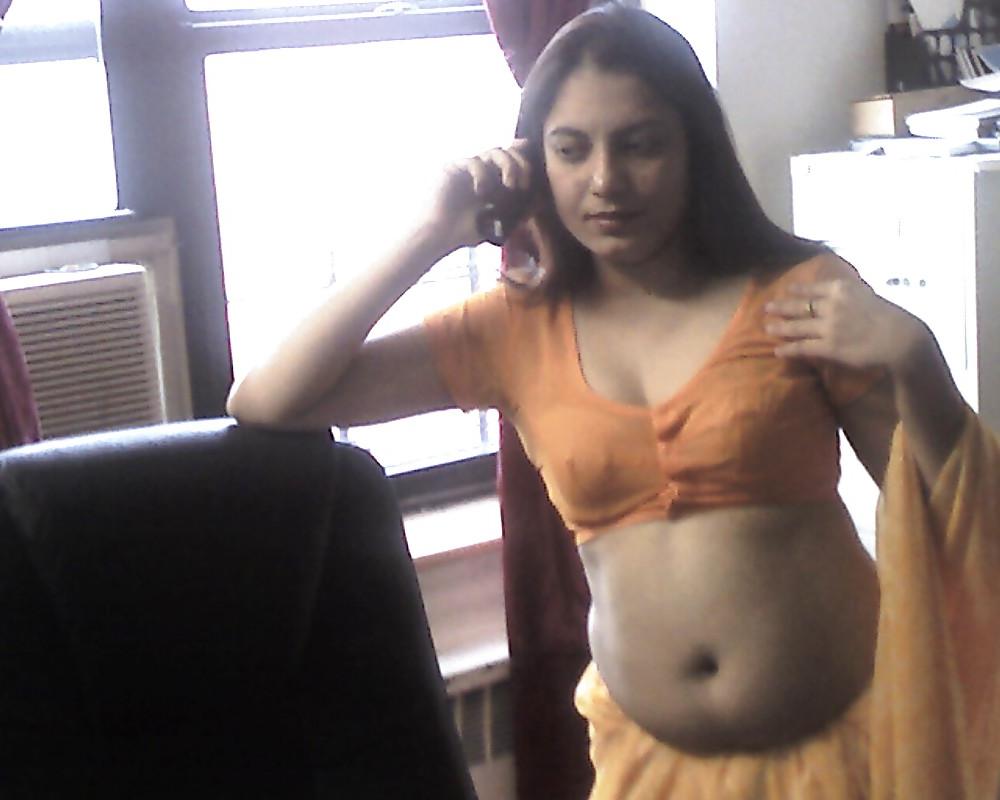 16P INDIAN NUDES 128