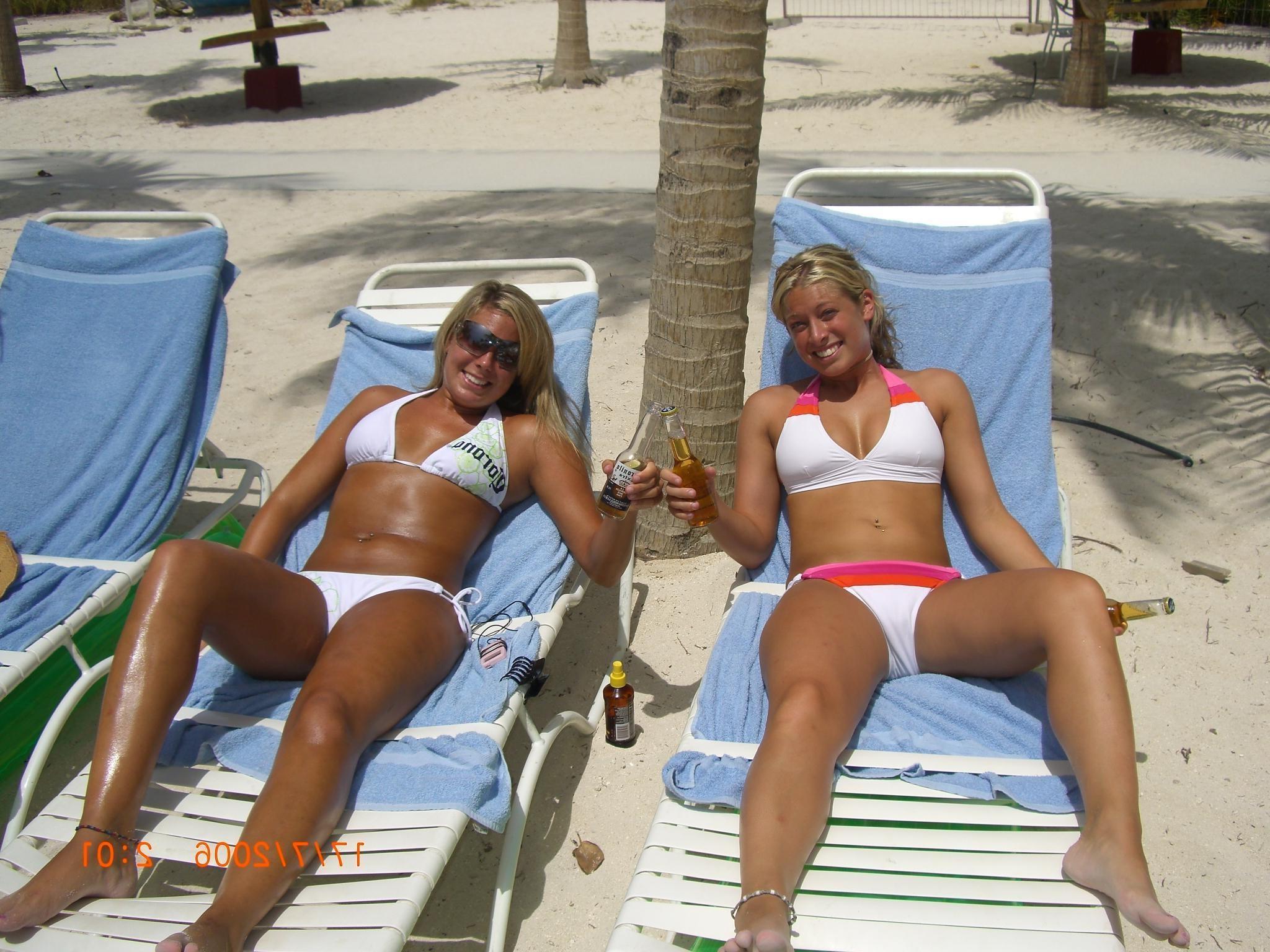 16P Crazy Hot Teens Want All Of You Attention Any Way Possible!