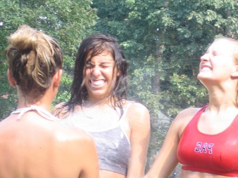16P Drunk College Girls Go Streaking Caught On Camera!