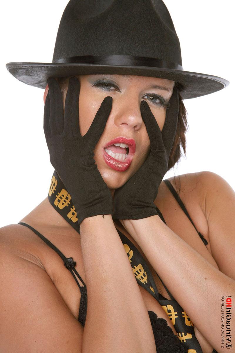 16P Brunette Denisa K in black lingerie, boots and hat