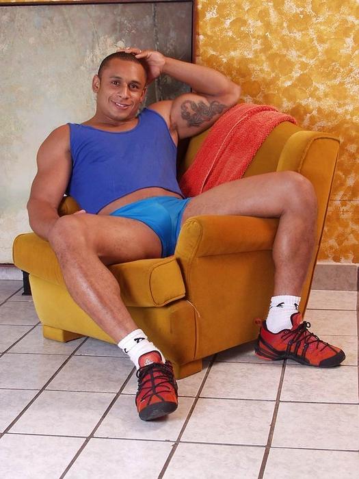 12P Go Wild on Hot Gay Sex Cams with Sexy Homosexual Men