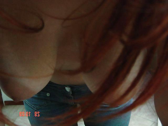 25P Turkish Big Boobs GF Giving Pose to BF !