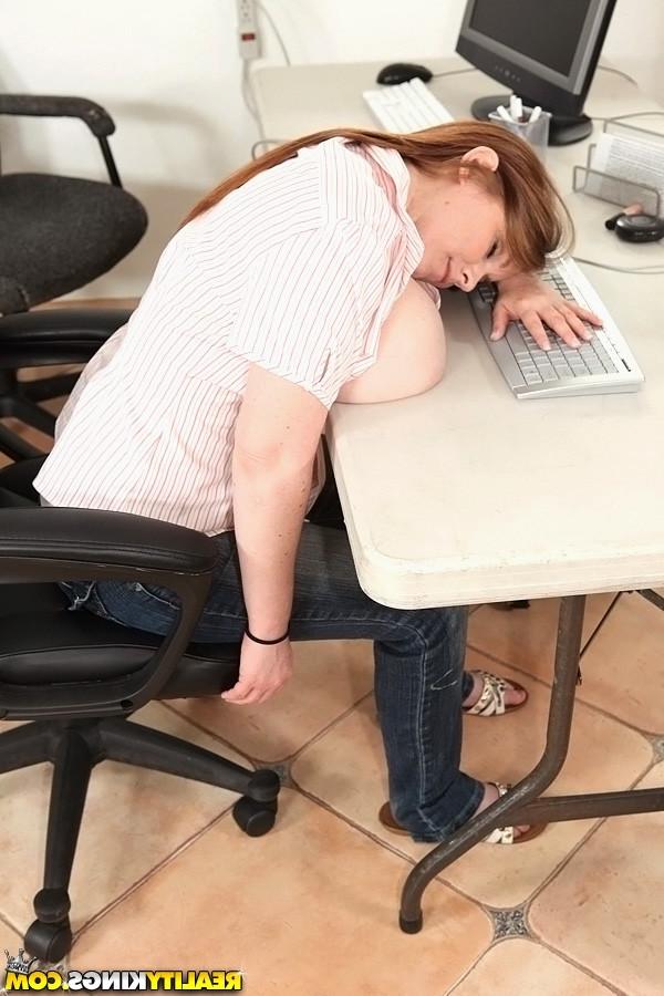 12P Check out this hot big ass boobs babe nailed hard in her office in these hot des