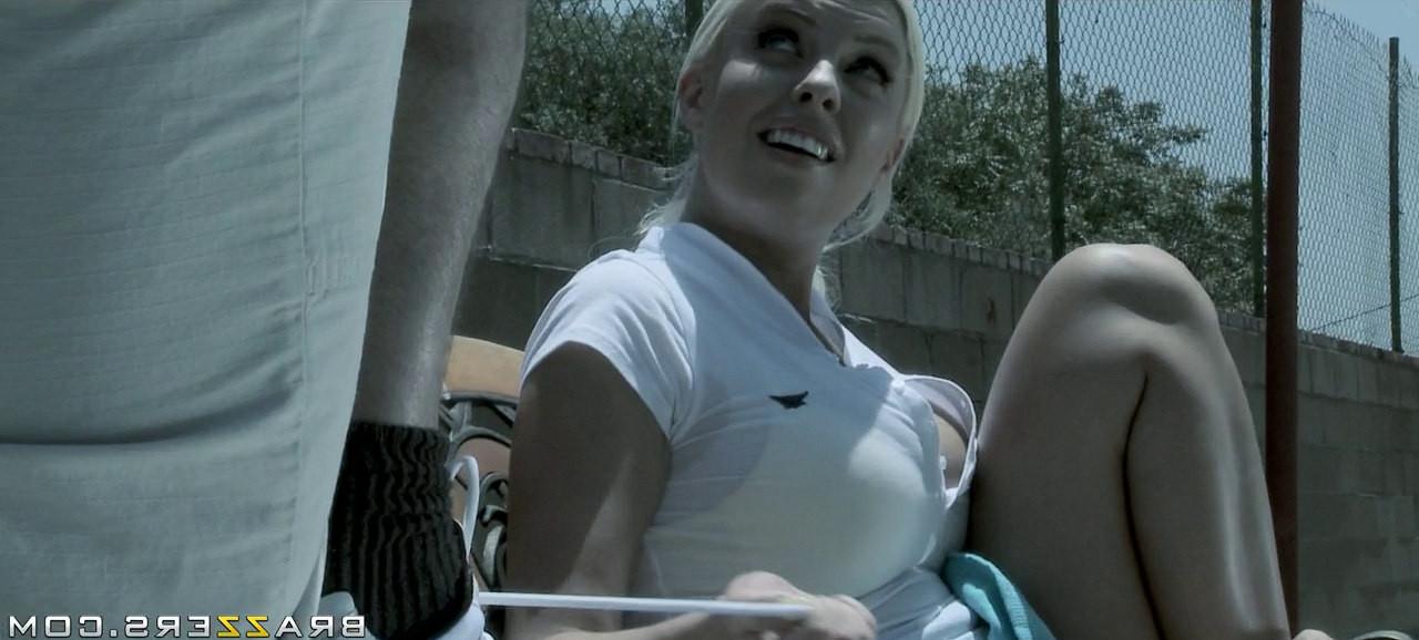 16P Pornstar Britney Amber banged on a tennis court