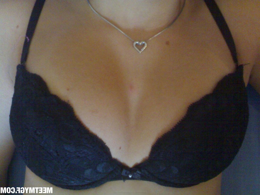 16P Blonde beach babe shows off her perky titties