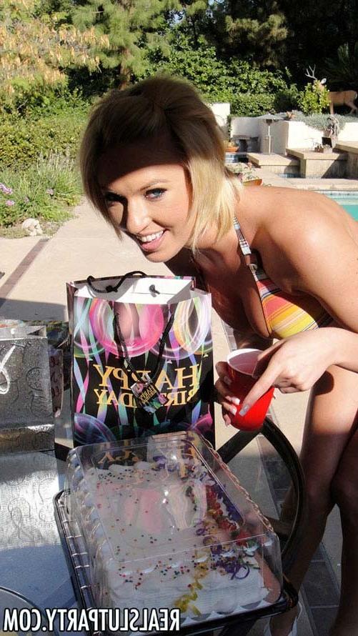 17P Drunk teen babes in tiny bikinis at orgy sex party outdoors
