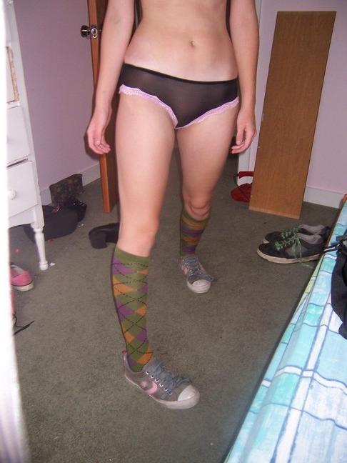 13P Amateur lingerie shots will drive you crazy
