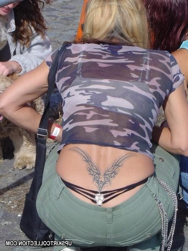 15P Pretty babes' panties caught on cam in the streets