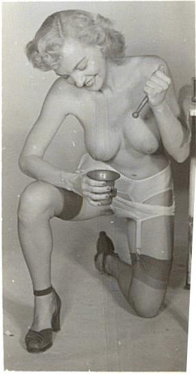15P Vintage babes from the 1940's and 1950s
